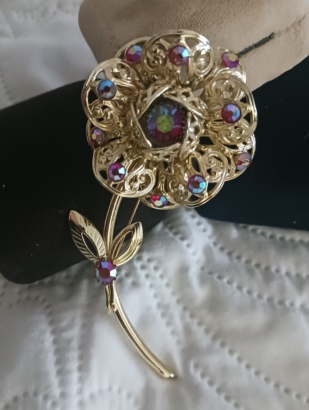 Sarah Coventry Brooch Openwork Flower w/ Red Aurora Borealis Jewels